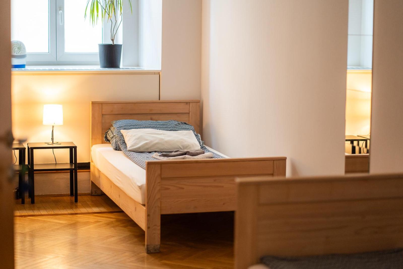 Anna House Hotell Maribor Exteriör bild